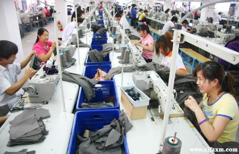 十年前,公司已经不再增加在中国大陆的产能,现在只有10%的鞋类产品在